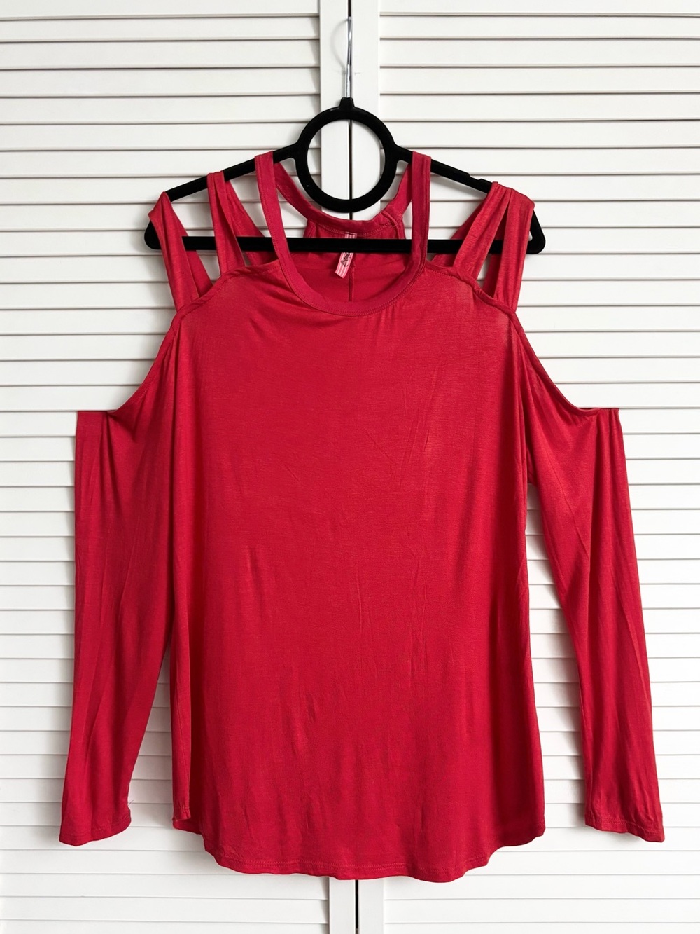 Betsy Boo Red Cold-Shoulder Strappy Long-Sleeve Top, Size: 2X, NWOT